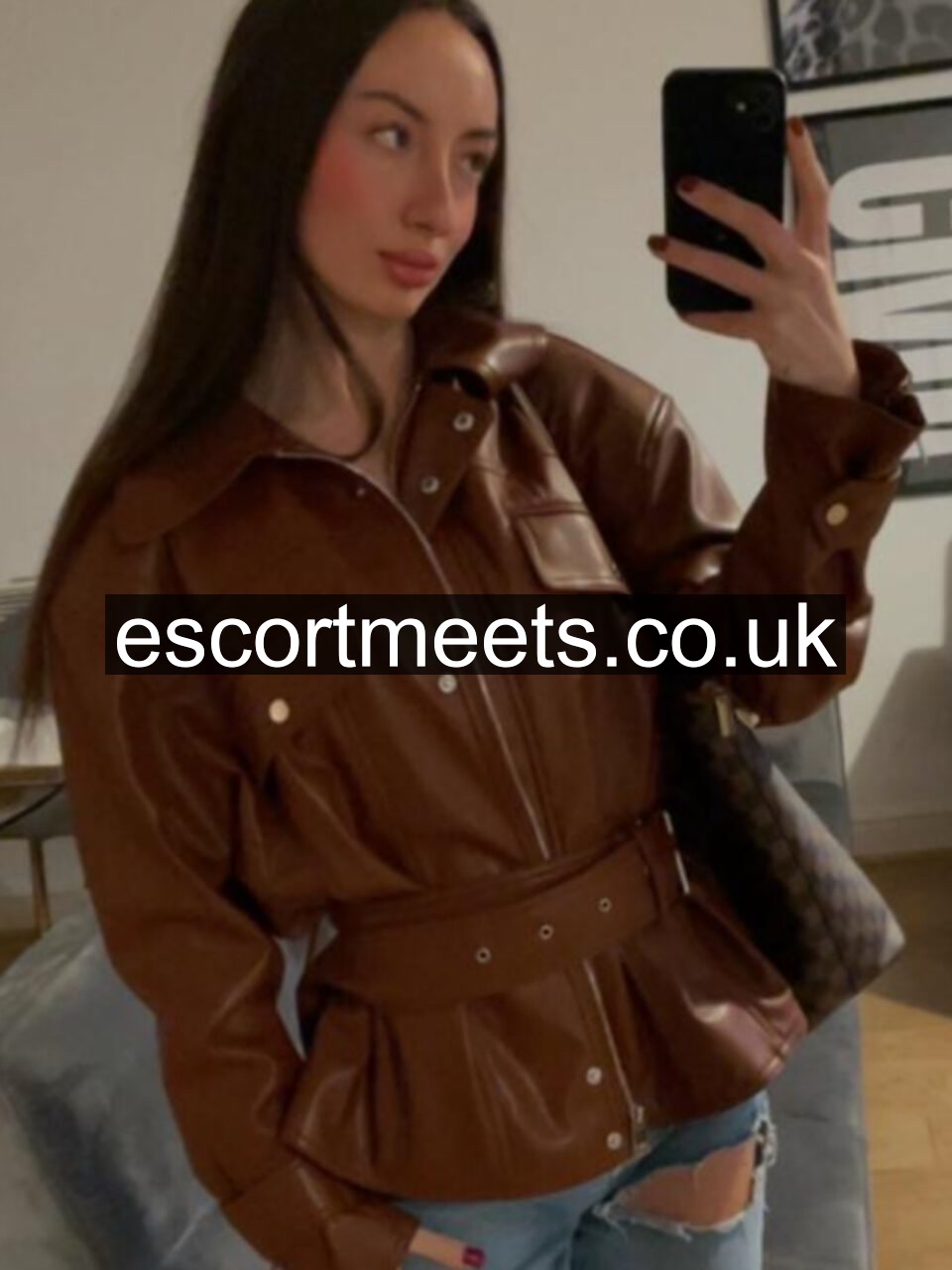 Chantelle photo 4